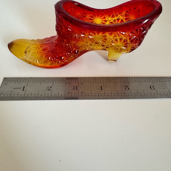 Vintage Fenton‎ Amberina Daisy Button Glass Shoe - Picture 2 of 3
